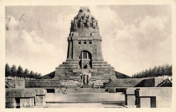 AK Leipzig (04103) Völkerschlachtdenkmal, Feldpost, gelaufen am 29.08.1942( Leipzig)
