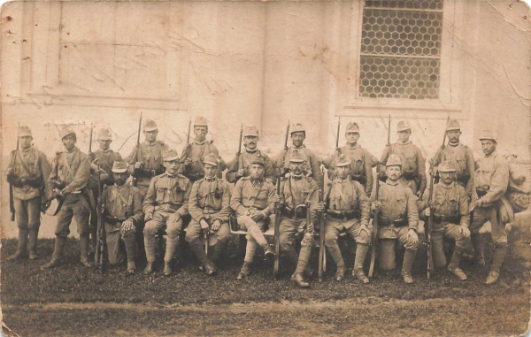 AK Österreich Ungararische Armee, Offiziere, Gruppenportrait, gelaufen
