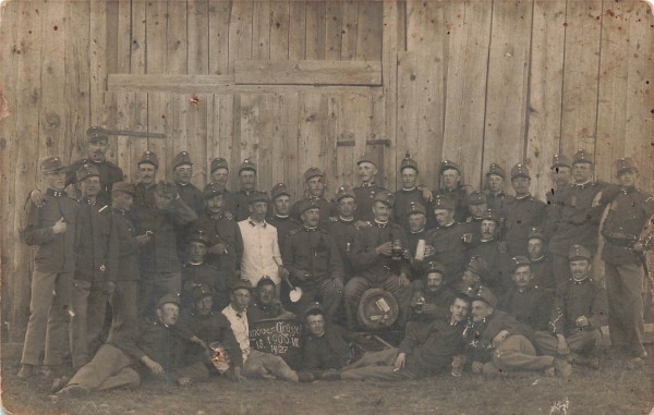 AK 1. Wk, Ung / Österreich Armee, Solaten, Gruppenfoto, gelaufen