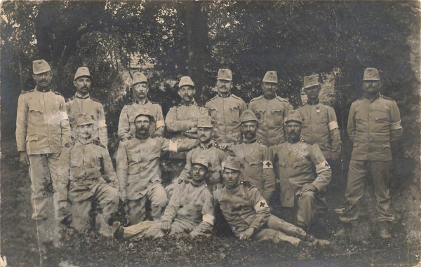 AK Österreich Ungararische Armee, Offiziere, Gruppenportrait, gelaufen