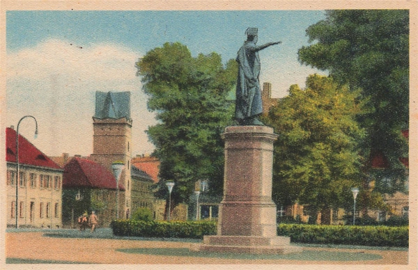 AK Dessau (06842), Franz Denkmal, n. gelaufen