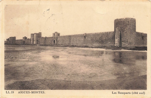 AK Aigues-Mortes (30220),Les Remparts (cote sud), gelaufen am 22.07.1952