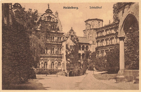 AK Heidelberg (69115),Schloßhof, n.  gelaufen