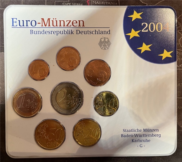 KMS - Deutschland - "EURO-Kursmünzen 2004, Karlruhe  -G- "