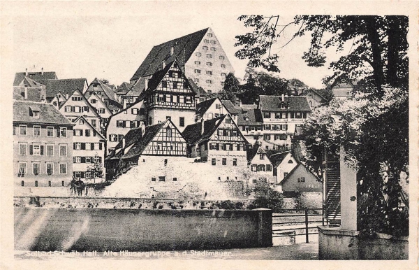 AK Schwäbisch Hall (74523), Alte Häusergruppe a.d.Stadtmauer, n.gelaufen