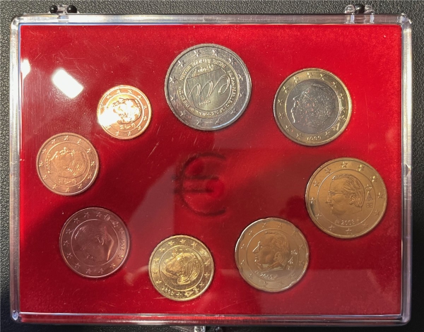 KMS - Belgien -  im Folder - EURO - Kursmünzen mit Gedenkmünze von 2010 (org.verpakt)