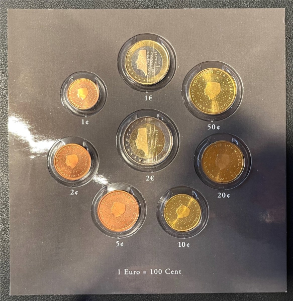KMS - Niederlande 2001 -  im Folder - EURO - Kursmünzen (org.verpakt / verschweißt)