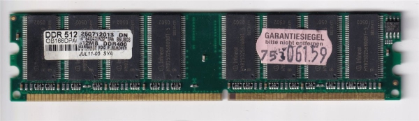 Infineon, HYB25D256800BT-5, 256MB, DDR 400MHz PC3200 Arbeitsspeicher CL3 RAM