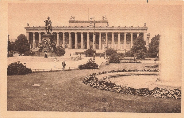 AK Berlin (10115), Altes Museum unb Lustgarten, n. gelaufen