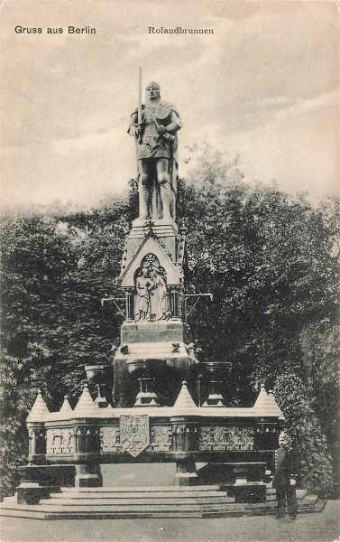 AK Berlin (10115), Gruss aus Berlin - Rolandbrunnen, n. gelaufen
