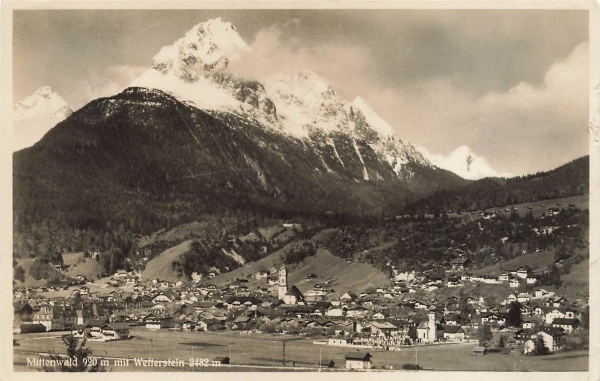 AK Mittenwald (82481),Mittenwald mit Wetterstein, gel. am 15.07.1934 (Garmisch)