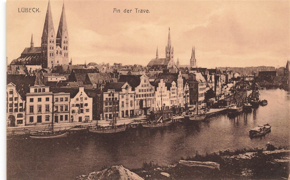 AK Lübeck (23552), An der Trave,  n. gelaufen