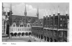 AK Lübeck (23552 ), Rathaus, n.gelaufen