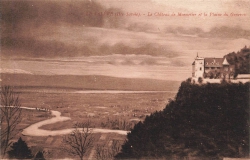 AK Genf (CH-1201), Salève, Le Chateau de Monnetier et la Plaine du Genevvis, gelaufen