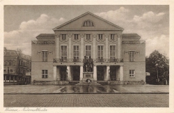 AK Weimar (99423), Weimar - Nationaltheater, n. gelaufen