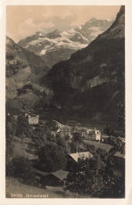 AK Grindelwald (3818) Ortsblick von Grindelwald, n. gelaufen